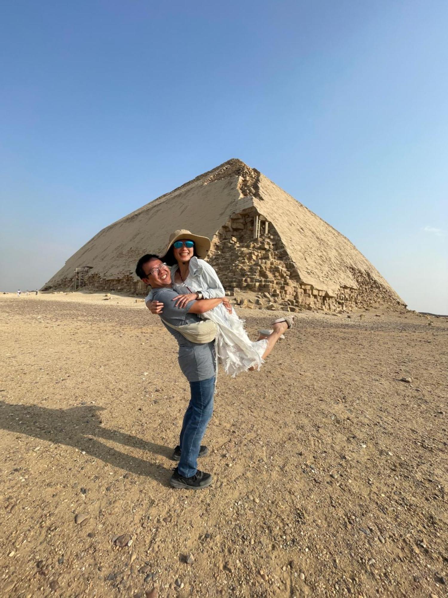 Pyramids Top In Cairo Exterior photo